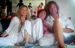 astiko-monica-y-ketan Astiko, Mònica y Ketan